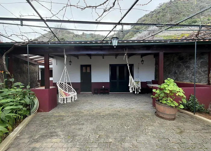 Casa Da Torre Hébergement de vacances *